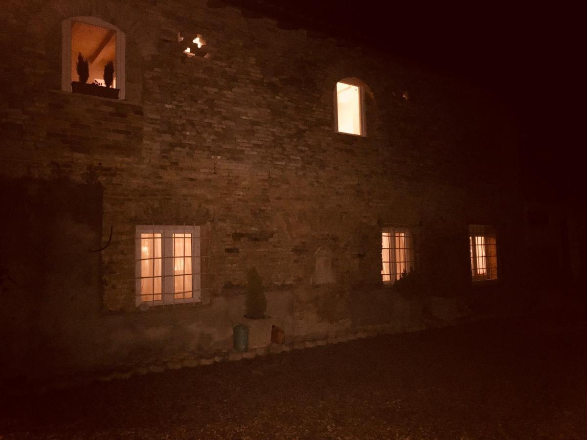 Cascina La Castagnara Bed and Breakfast Oriolo  Buitenkant foto